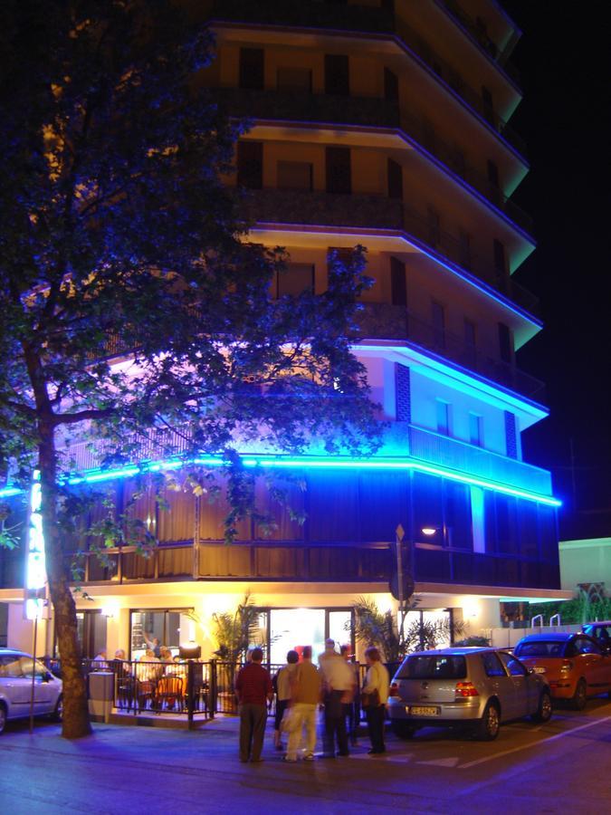 Hotel Gambrinus Rimini Dış mekan fotoğraf