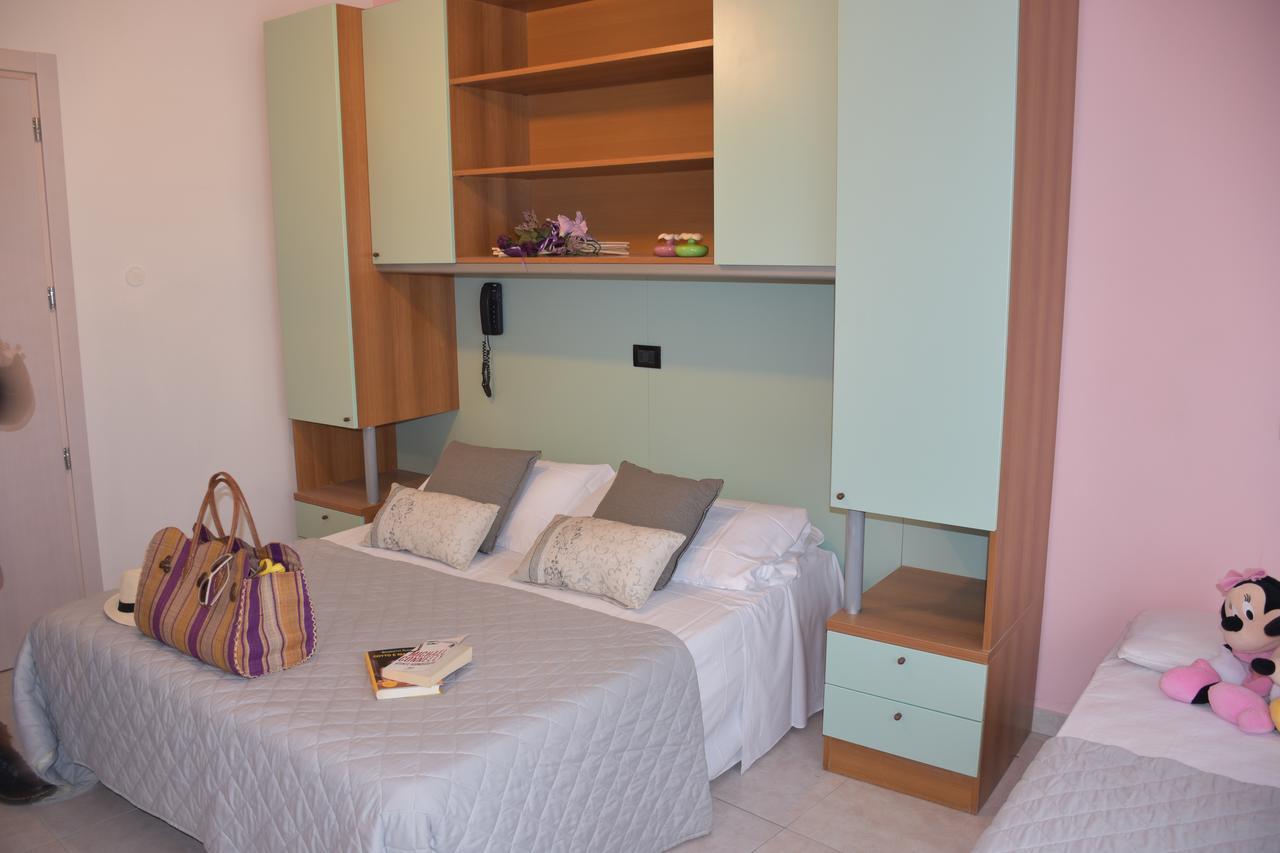 Hotel Gambrinus Rimini Dış mekan fotoğraf